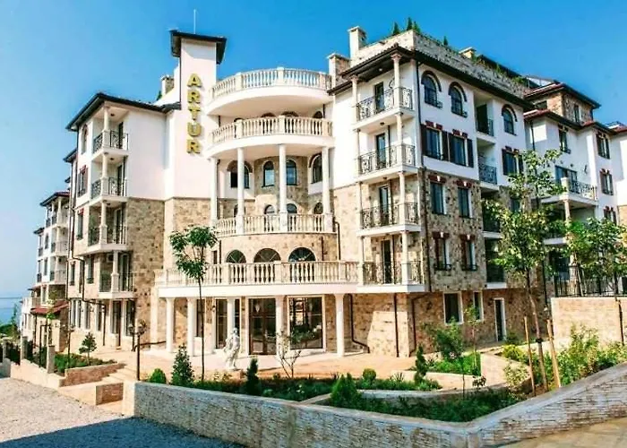 в затворен комплекс артур гр влас Sweti Wlas