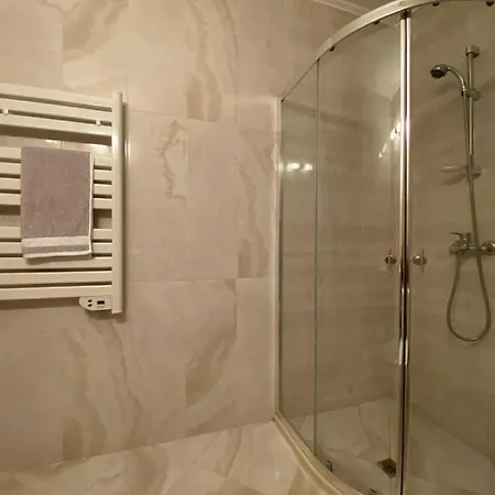 в затворен комплекс артур гр влас Apartamento