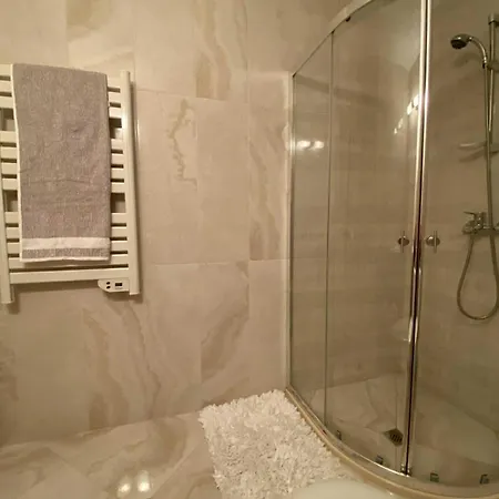 в затворен комплекс артур гр влас Sveti Vlas