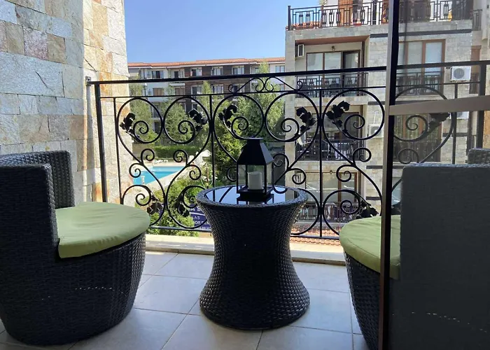 Apartament в затворен комплекс артур гр влас *